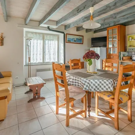 Maison De 2 Avec Vue Sur La Jardin Amenage Et Wifi A Hébergement de vacances